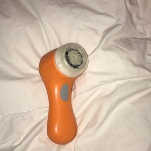 Clarisonic Mia spin brush